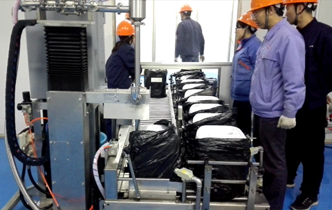 仲恒GAF-30LA-Ex自動(dòng)灌裝線視頻 20kg稱重式灌裝機(jī)