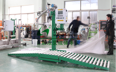 仲恒GAF-300S-Ex液體灌裝機安裝調試完成，準備出貨！