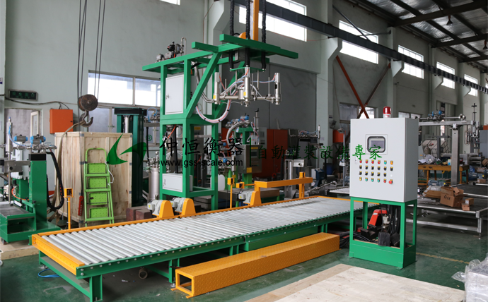 仲恒GAF-1500LA自動液體灌裝線1