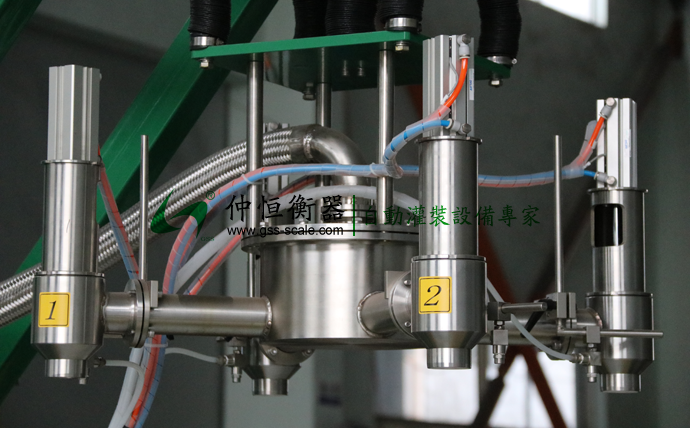 仲恒GAF-1500LA自動液體灌裝線3