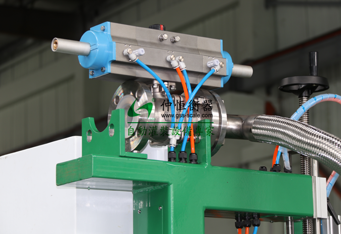 仲恒GAF-300S-Ex液體灌裝機安裝調試完成，準備出貨！3